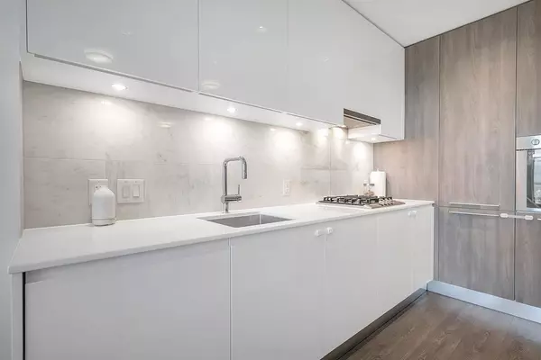 Burnaby, BC V5C 0K6,1955 Alpha WAY #3111