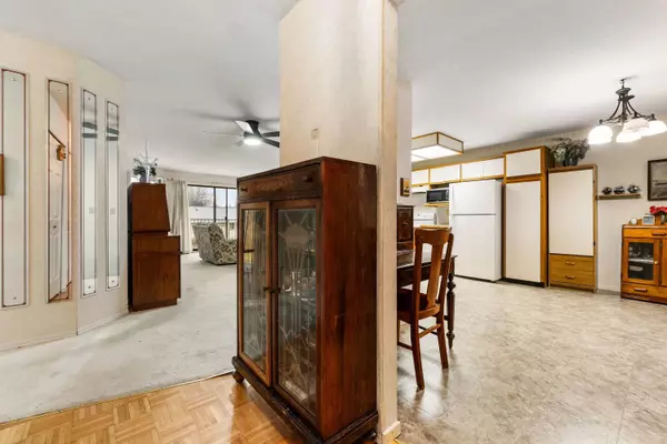 Abbotsford, BC V2S 1Y2,33233 Bourquin CRES #202