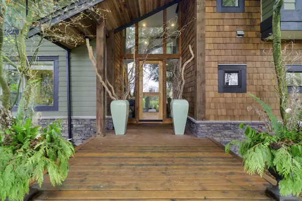 Abbotsford, BC V4X 1T2,27820 Maclure RD