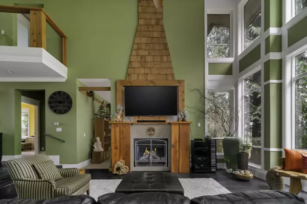 Abbotsford, BC V4X 1T2,27820 Maclure RD