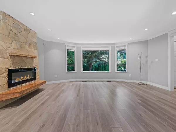 West Vancouver, BC V7S 1N8,755 Westcot RD