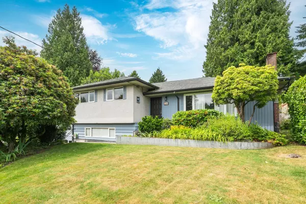 North Vancouver, BC V7J 2X6,2209 Greylynn CRES