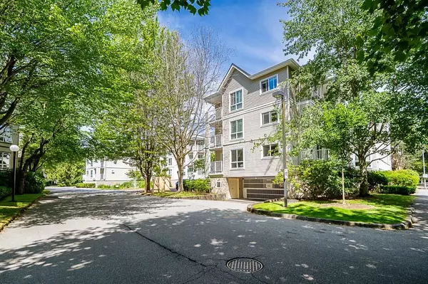 Richmond, BC V6Y 1X9,7435 Moffatt RD #213