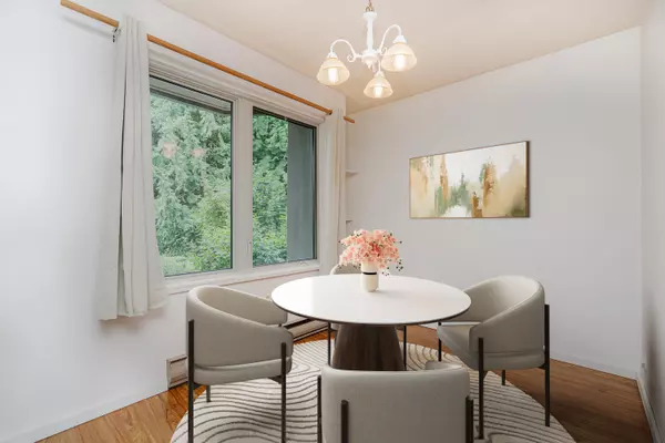 Burnaby, BC V5C 5Z2,4373 Halifax ST #207