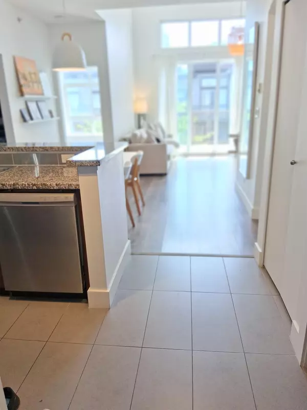 Richmond, BC V6Y 0B8,9233 Ferndale RD #423