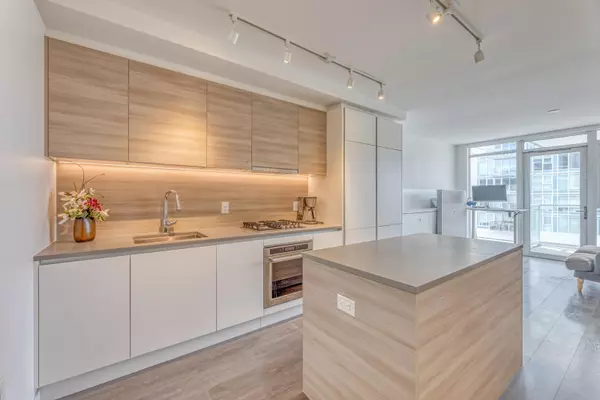 Coquitlam, BC V3J 0J6,657 Whiting WAY #508