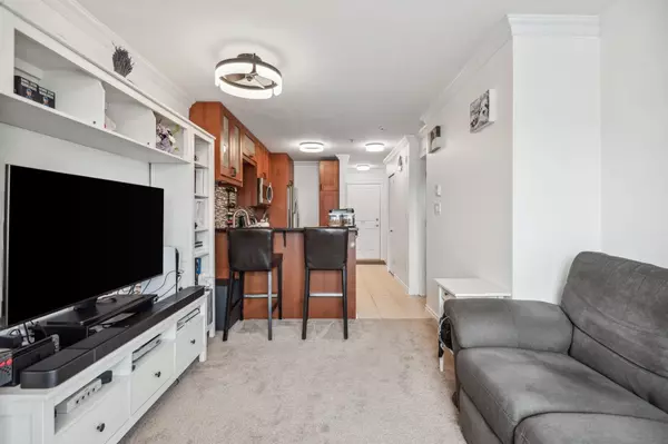 Vancouver, BC V6R 3M3,1990 Dunbar ST #402