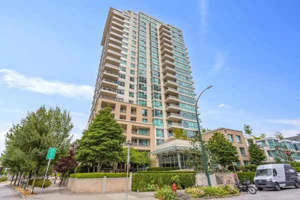 125 Milross AVE #1406,  Vancouver,  BC V6A 0A1