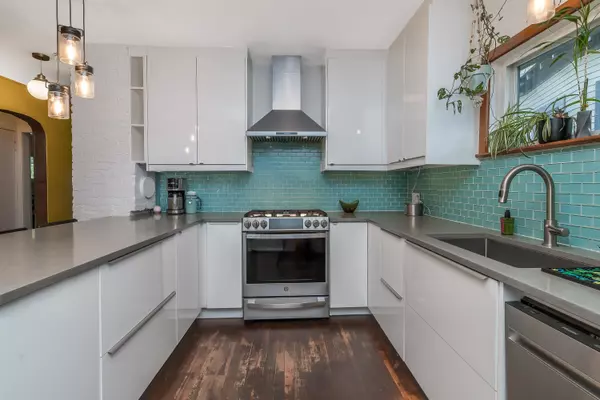 Vancouver, BC V5K 1H3,2650 Mcgill ST