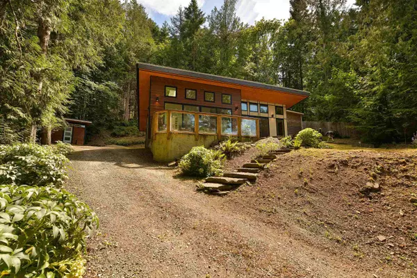 Mayne Island, BC V0N 2J2,240 Callaghan CRES