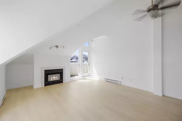 Port Coquitlam, BC V3B 1T4,1570 Prairie AVE #404