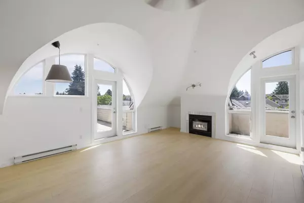 Port Coquitlam, BC V3B 1T4,1570 Prairie AVE #404