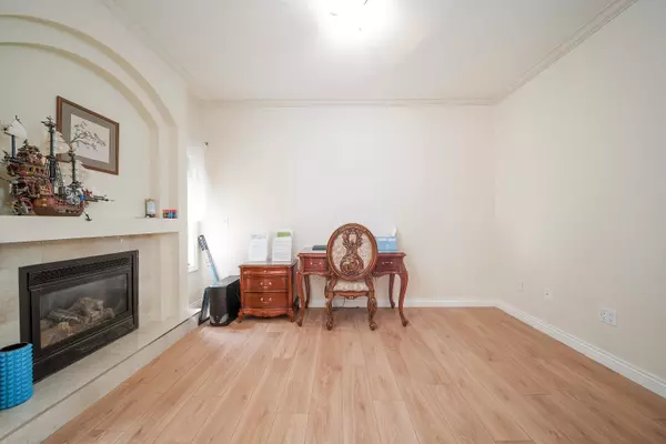 Burnaby, BC V5H 1L5,4708 Sardis ST