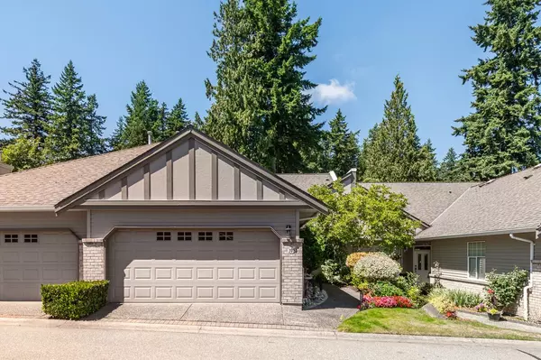 Surrey, BC V4P 1N4,2533 152 ST #109