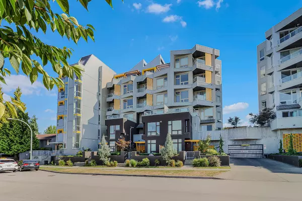 Abbotsford, BC V2S 0M6,32838 Landeau PL #305