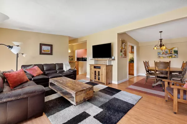 North Vancouver, BC V7H 1H9,2591 Belloc ST