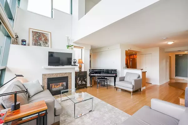 Vancouver, BC V6G 1C7,1688 Robson ST #PH1