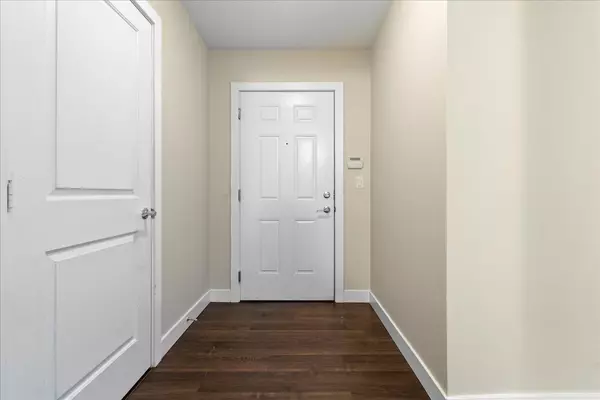 Chilliwack, BC V2P 0B9,46289 Yale RD #107