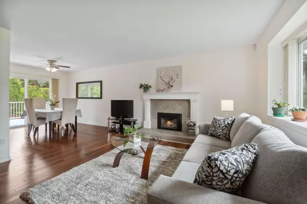 Coquitlam, BC V3J 4V4,899 Spence AVE