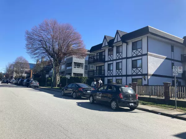 145 W 18th ST #103, North Vancouver, BC V7M 1W5