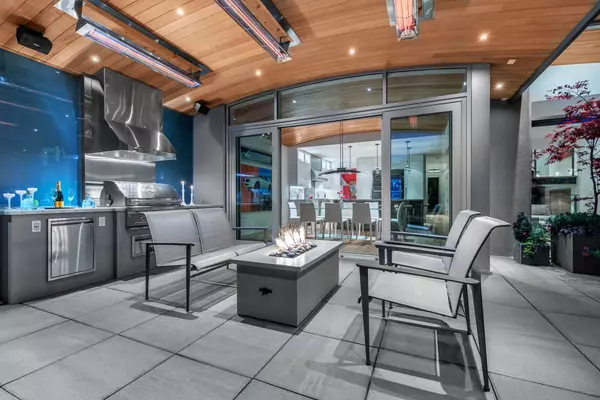 West Vancouver, BC V7V 1E7,2893 Bellevue AVE