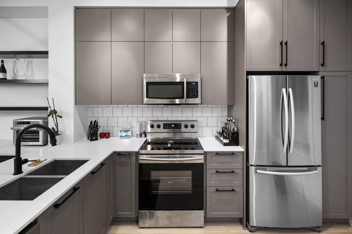 Abbotsford, BC V2T 0J1,2838 Livingstone AVE #57