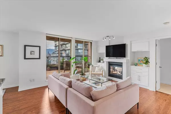 Vancouver, BC V6B 1A8,969 Richards ST #2402