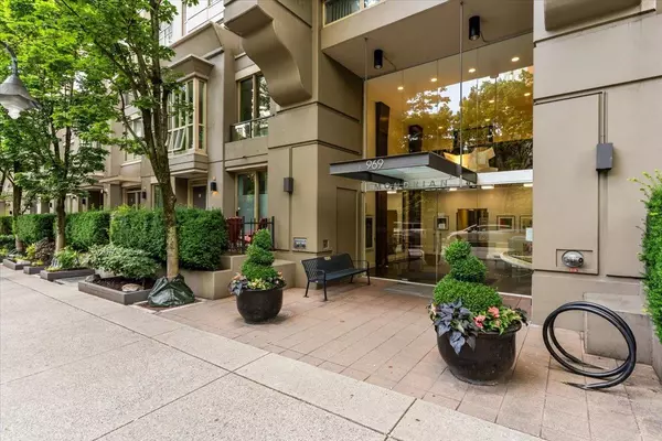 Vancouver, BC V6B 1A8,969 Richards ST #2402