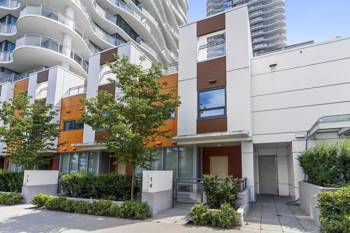 Surrey, BC V3T 0R2,13318 104 AVE #TH14