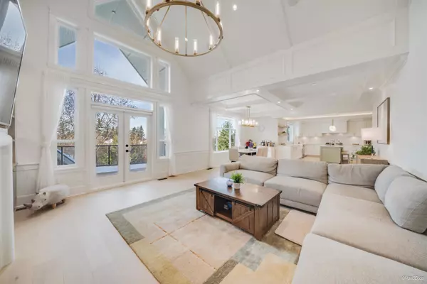 2779 161 ST,  Surrey,  BC V3Z 3W1