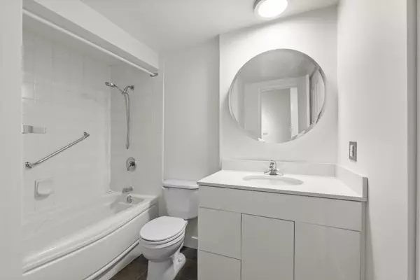 Burnaby, BC V3N 4J7,3911 Carrigan CT #202