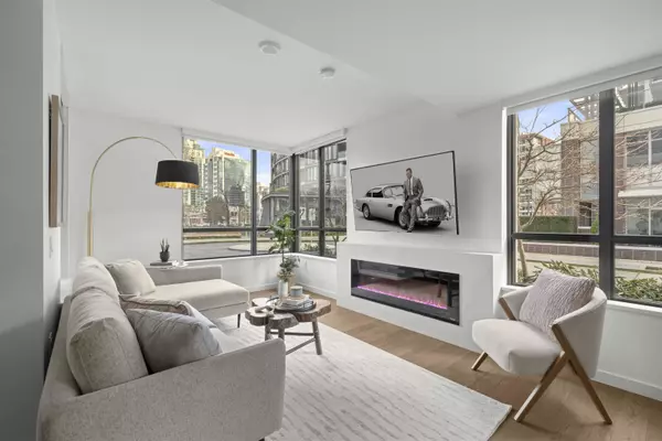 Vancouver, BC V6A 0H4,1672 Pullman Porter ST