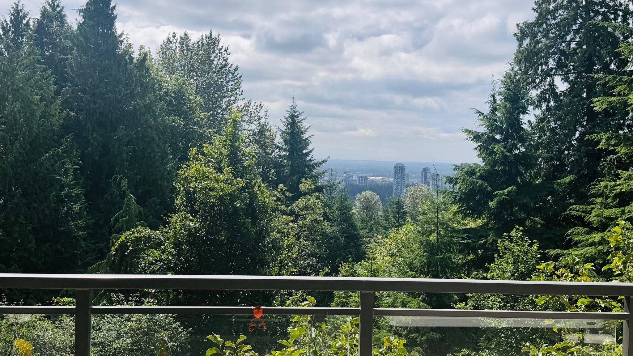 Coquitlam, BC V3E 0C7,1415 Parkway BLVD #301