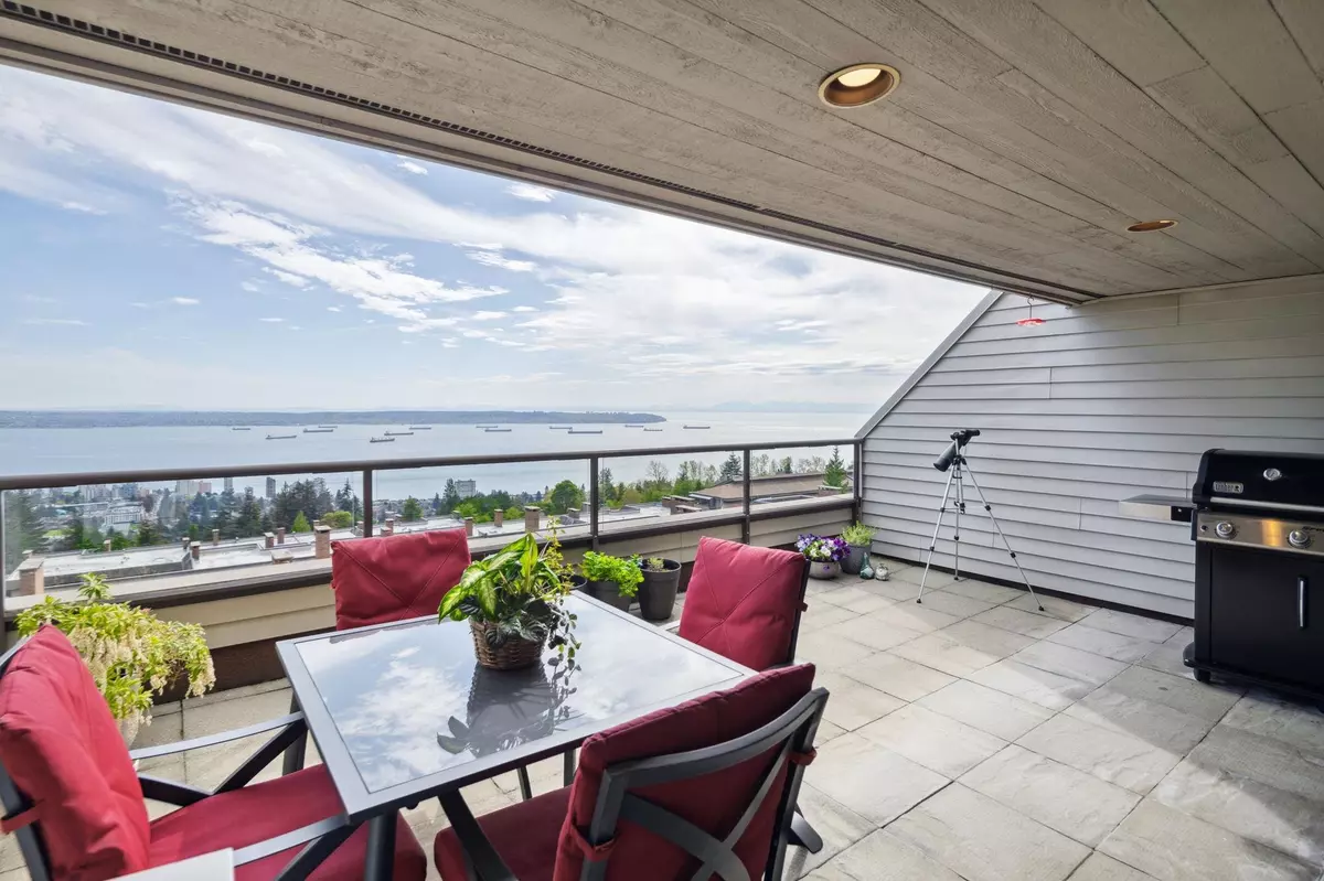 West Vancouver, BC V7S 2X7,2250 Folkestone WAY #47