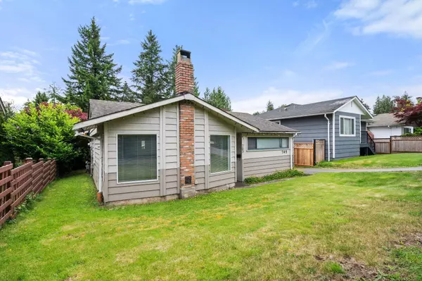 North Vancouver, BC V7J 1Z5,765 Lynn Valley RD