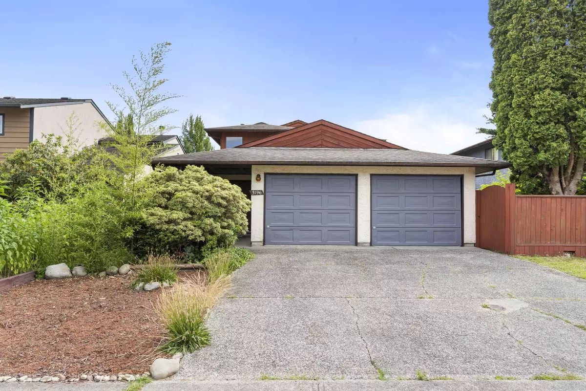 Coquitlam, BC V3B 6A4,3196 Toba DR