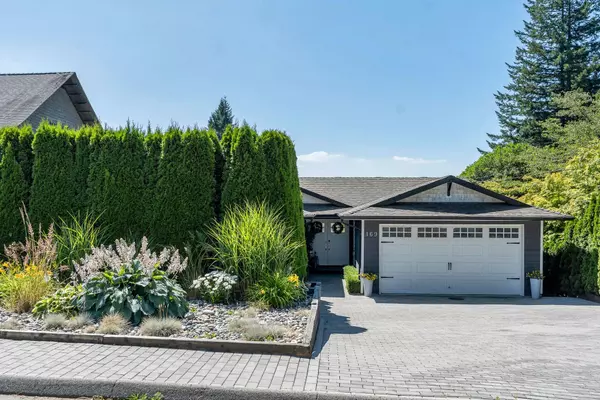 North Vancouver, BC V7N 1N1,169 E Carisbrooke RD