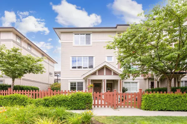 Maple Ridge, BC V2W 0G9,10151 240 ST #44