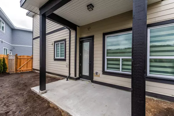 Chilliwack, BC V2R 6G4,46065 Crestview DR