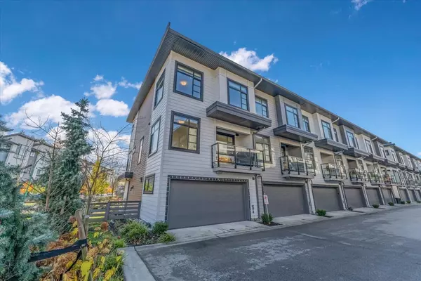 Surrey, BC V4N 0B8,7127 193a ST #30