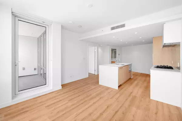 North Vancouver, BC V7J 0E6,1500 Fern ST #618