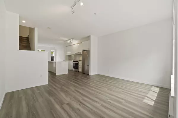 Maple Ridge, BC V2X 9H8,11280 Pazarena PL #1034