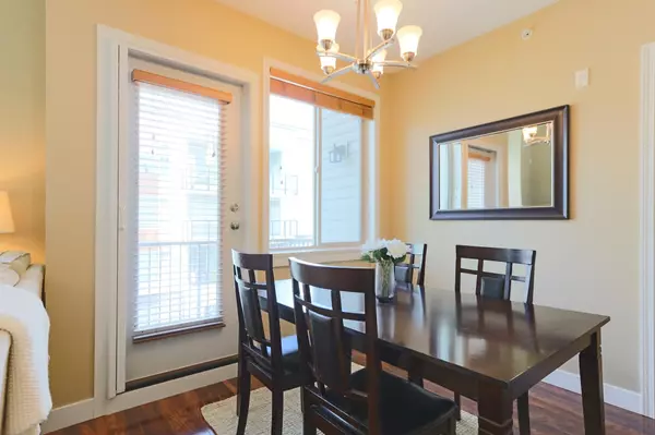 Maple Ridge, BC V2X 6P6,11887 Burnett ST #413