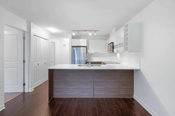 Langley, BC V3A 0C9,21009 56 AVE #310