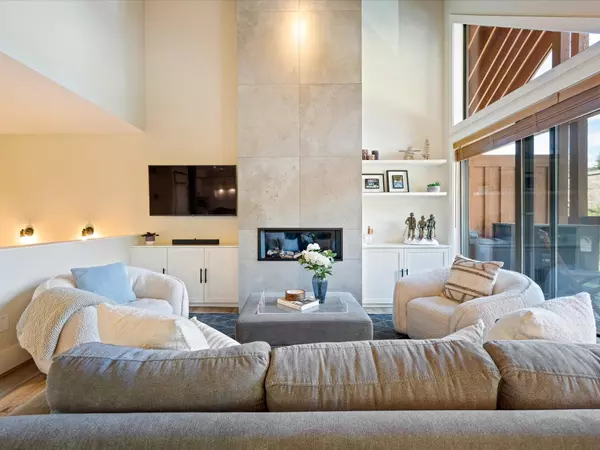 Whistler, BC V8E 0Z4,4862 Casabella CRES