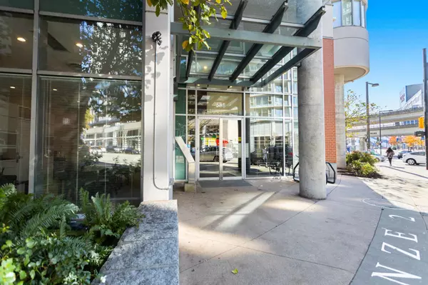 Vancouver, BC V6B 0B9,688 Abbott ST #1102