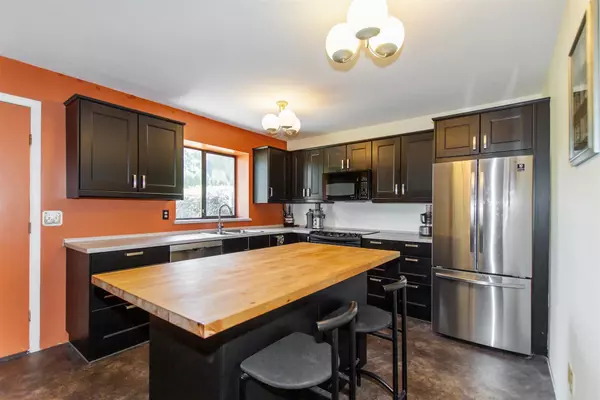 Maple Ridge, BC V2X 9H4,20130 Ditton ST