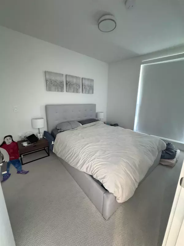 Vancouver, BC V6P 3H7,7638 Cambie ST #405