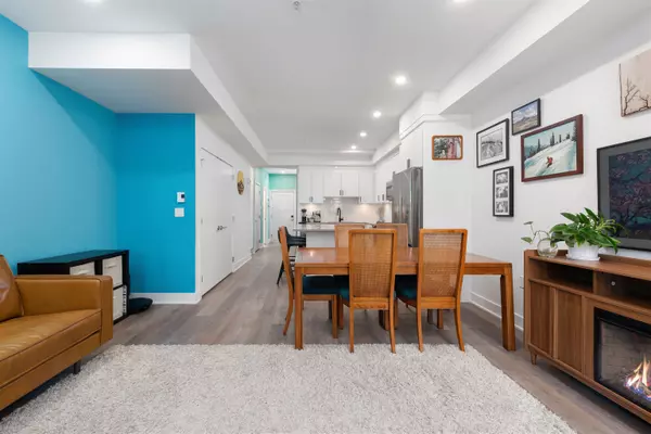 Squamish, BC V8B 1B9,37808 Third AVE #215