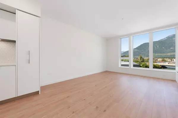 Squamish, BC V8B 1G4,1506 Scott CRES #415